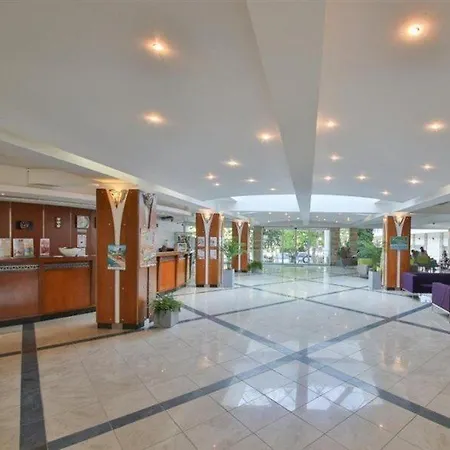 Ξενοδοχείο Laguna Garden Αλμπένα