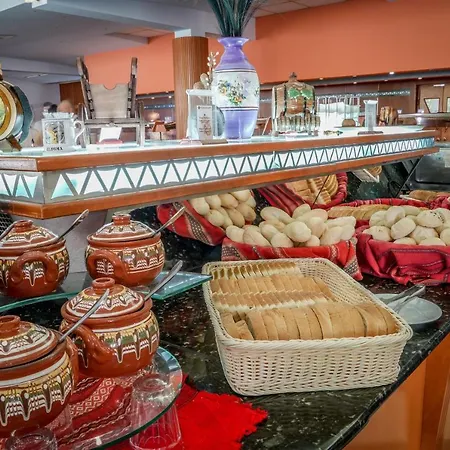 лагуна гардън 4*